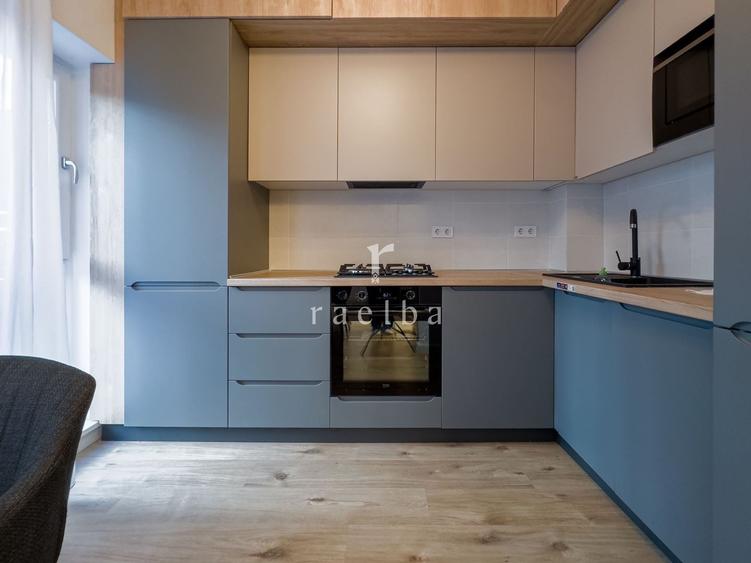 Apartament cu 3 camere semidecomandat, mobilat în Pipera