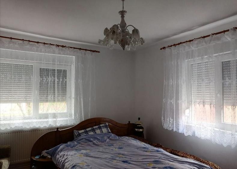 Casă cu 3 camere în Central