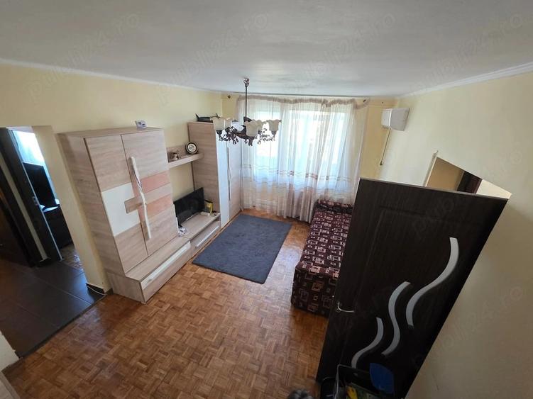 Apartament cu 2 camere semidecomandat în Central