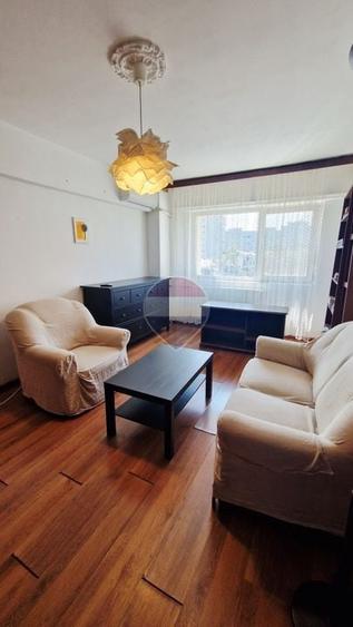 Apartament cu 2 camere decomandat, mobilat în Banu Manta