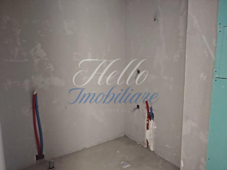 Apartament cu 2 camere semidecomandat în Florești