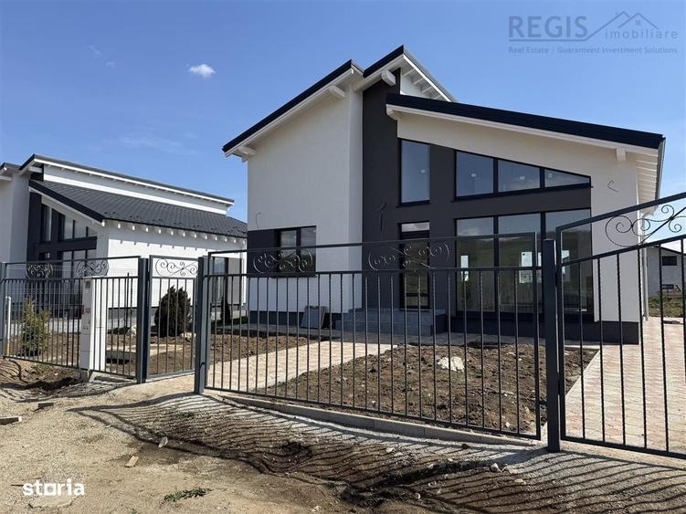 Casă cu 4 camere în Sânpetru