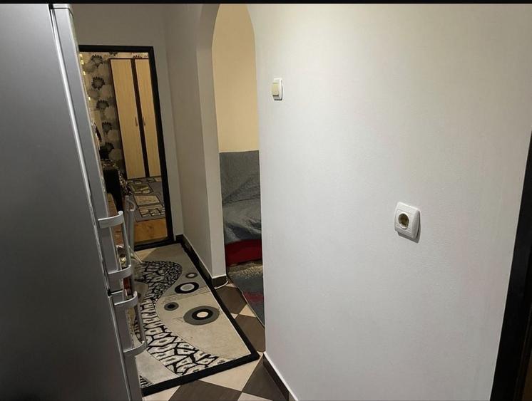 Garsonieră semidecomandată în Popoveni