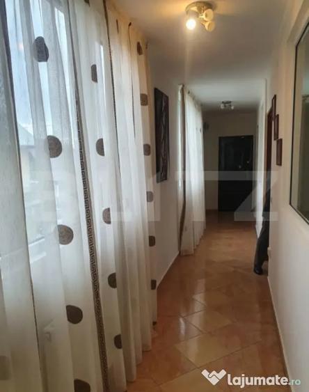 Casă cu 4 camere cu Teren 1500 Mp în Cornu
