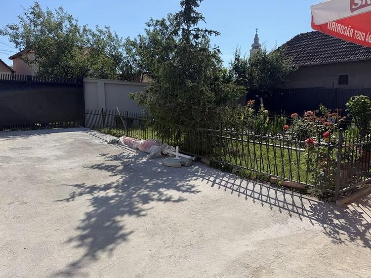 Casă cu 3 camere în Cheriu