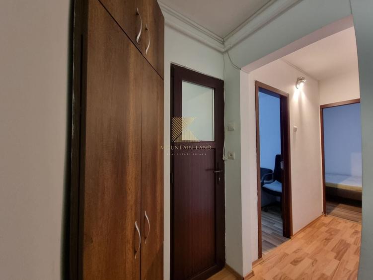 Apartament cu 3 camere decomandat, mobilat în Tractorul