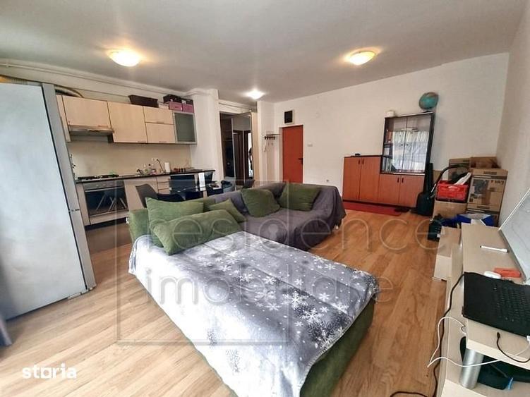 Apartament cu 2 camere semidecomandat, mobilat în Gruia