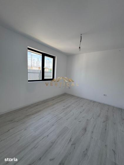 Casă cu 4 camere cu Teren 315 Mp în Vidra