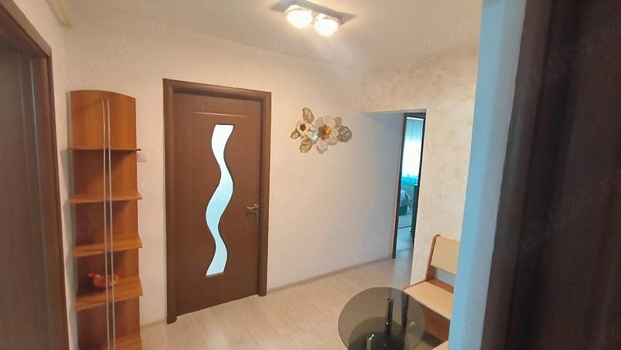 Apartament cu 3 camere decomandat în Bistrița Lac