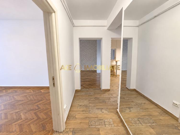Apartament cu 2 camere decomandat în Primăverii