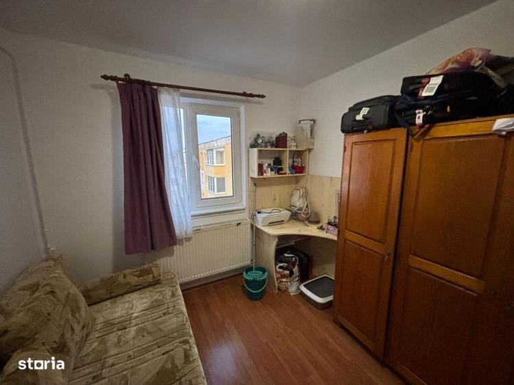 Apartament cu 2 camere semidecomandat în Dârste