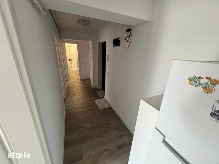 Apartament cu 3 camere decomandat în Theodor Pallady