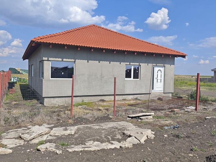 Casa Individuala Becicherecu Mic,Parter,4 Camere,2 Bai,Teren Generos - 1