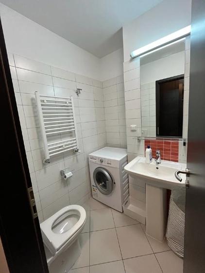 Apartament cu 2 camere decomandat, mobilat în Berceni