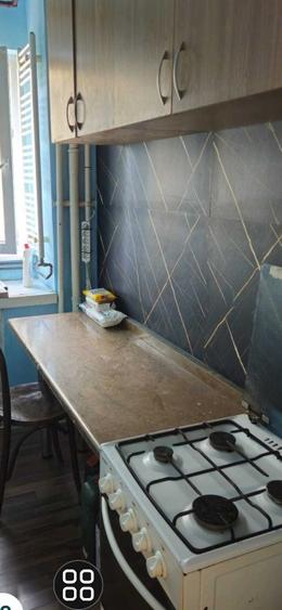 Apartament cu 2 camere semidecomandat în Florilor