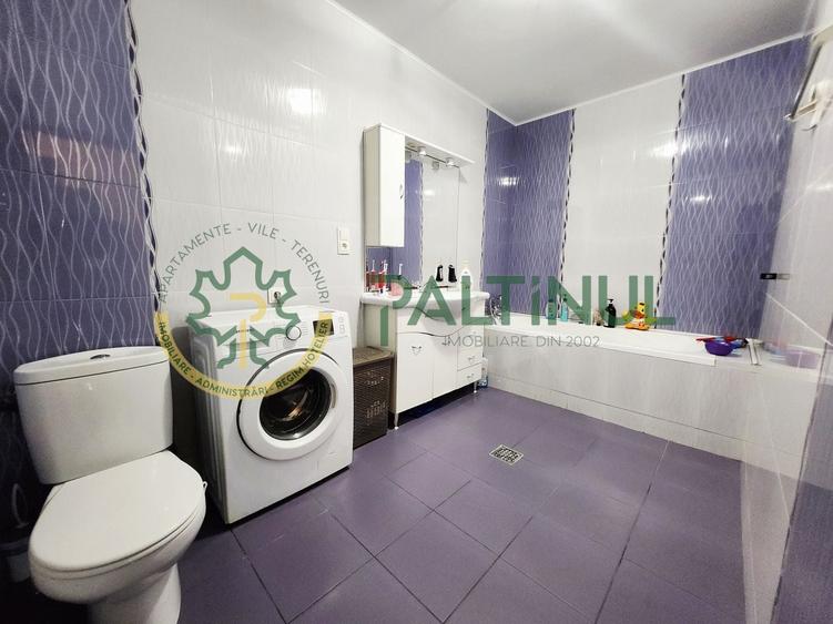 Apartament cu 3 camere decomandat, mobilat în Periferie