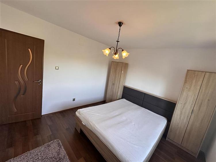 Apartament cu 2 camere decomandat, mobilat în Lipovei
