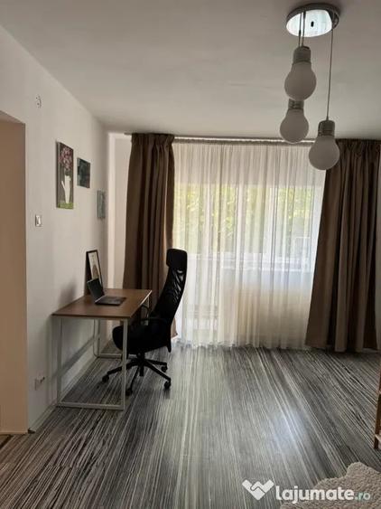 Apartament cu 2 camere decomandat în Turda