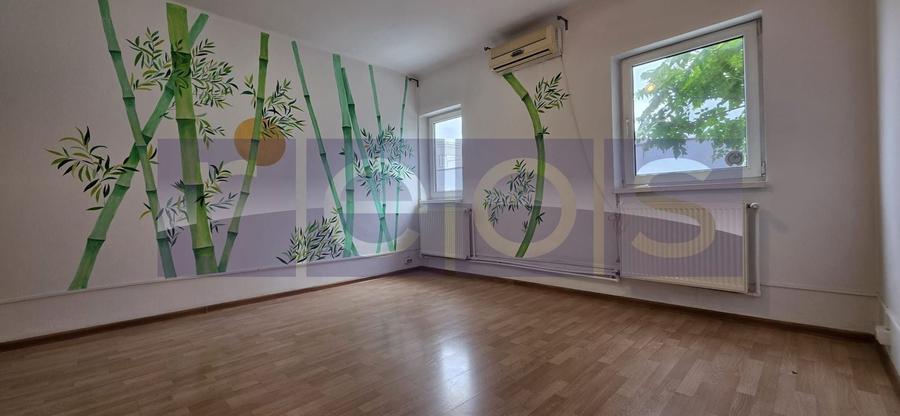 Apartament cu 5 camere decomandat în Dorobanți