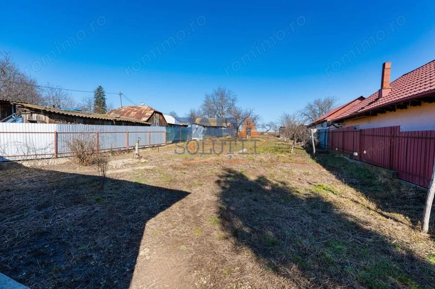 Casă cu Teren 2800 Mp în Secu