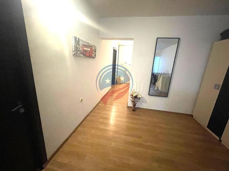Casă individuală cu 5 camere cu Canalizare în Central