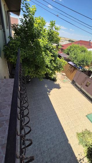 Casă cu 3 camere cu Teren 255 Mp în Central