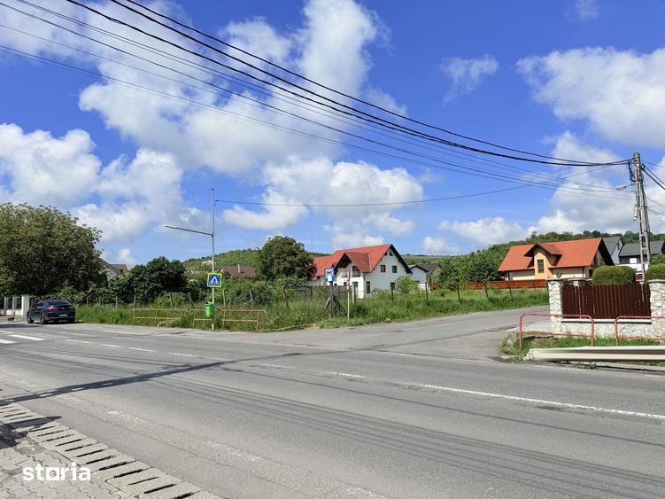 Teren de 2000 mp, în Central