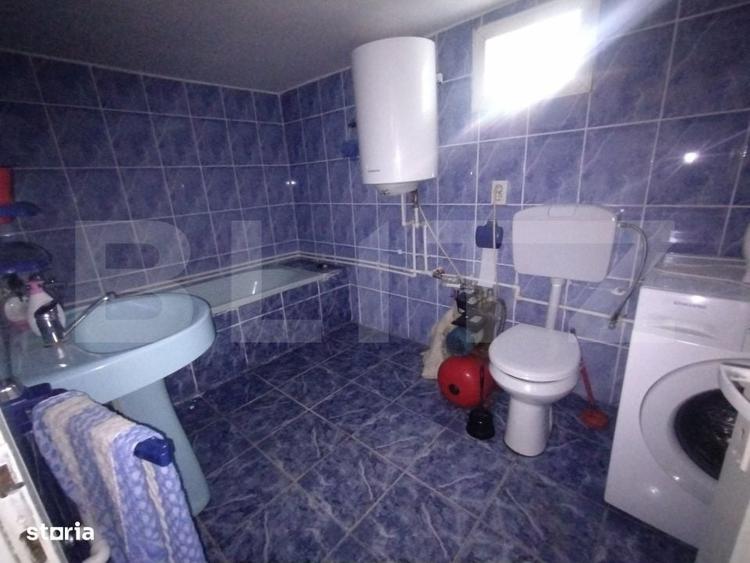 Casă cu 3 camere în Simionești