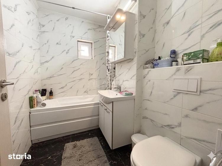 Apartament cu 3 camere decomandat în Rogerius