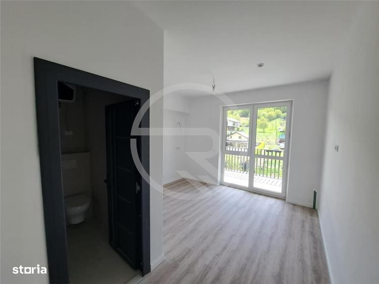 Spațiu comercial, de 750 mp, în Florești