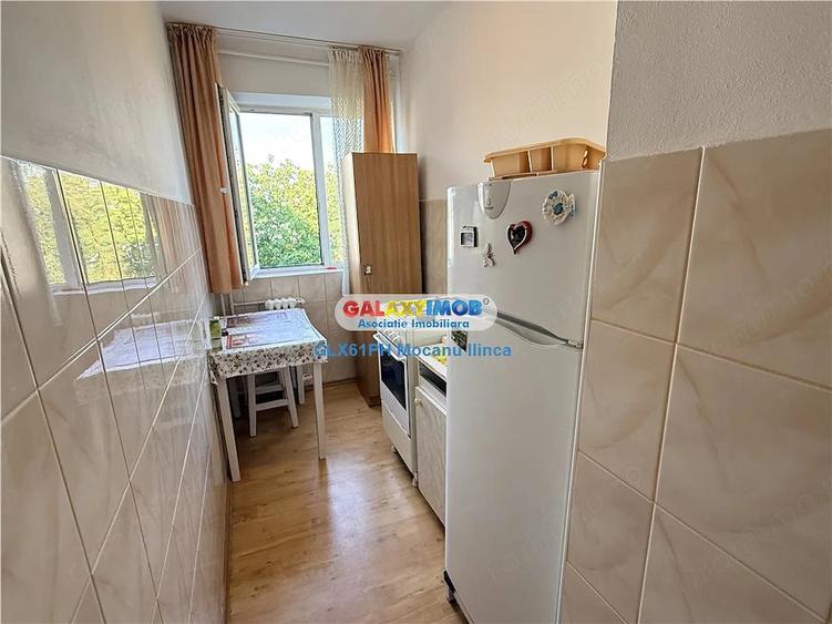Apartament cu 2 camere nedecomandat, mobilat în Malu Roșu