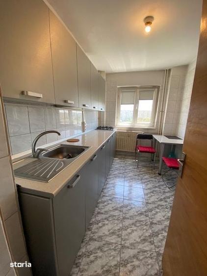 Apartament cu 2 camere decomandat în Tei