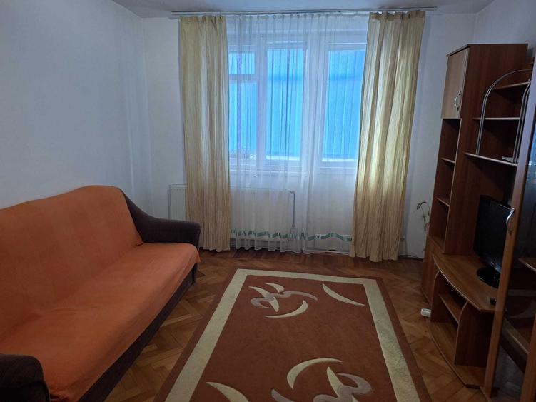 Apartament de inchiriat - 1