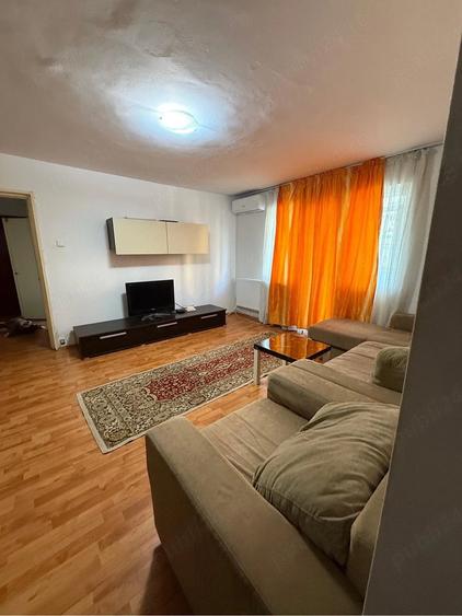 Apartament cu 2 camere semidecomandat în Lăpuș