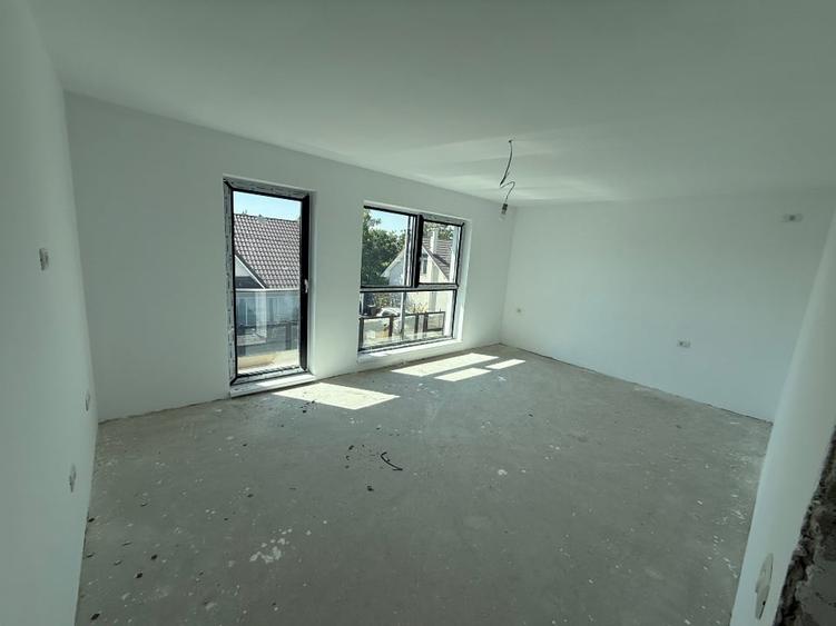 Casă individuală cu 4 camere cu Teren 265 Mp în Valu lui Traian