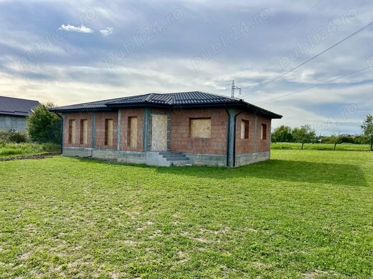 Casă în Milești