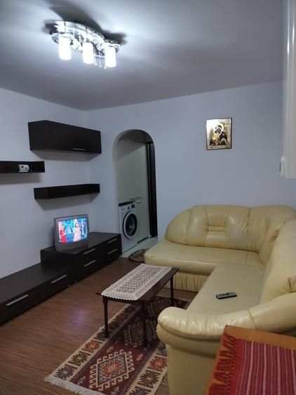 Vand apartament doua camere - 3