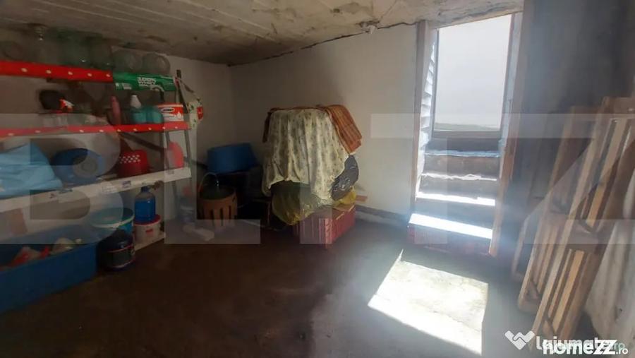 Casă cu 5 camere cu Teren 4427 Mp în Vâlcele