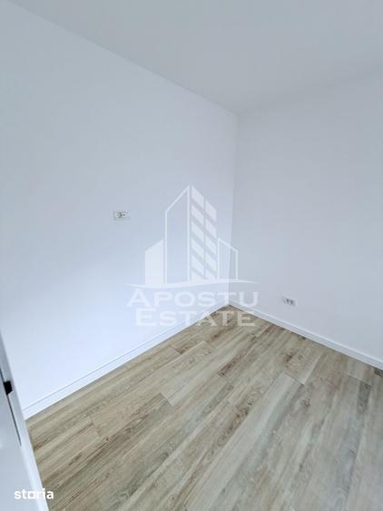 Casă cu 4 camere cu Teren 215 Mp în Ronaț