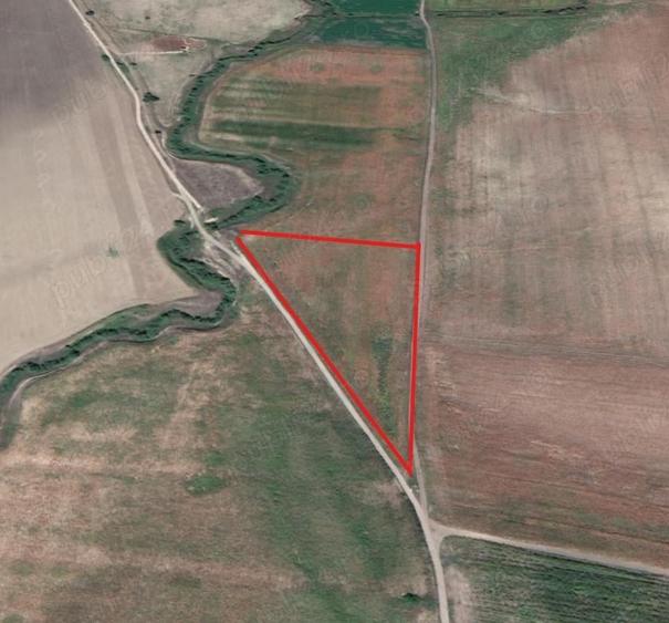 Teren de 28500 mp, în Dobrovăț