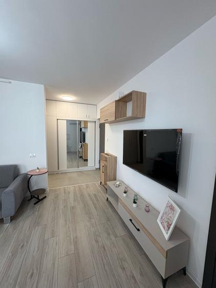 Apartament cu 2 camere semidecomandat, mobilat în Drumul Taberei