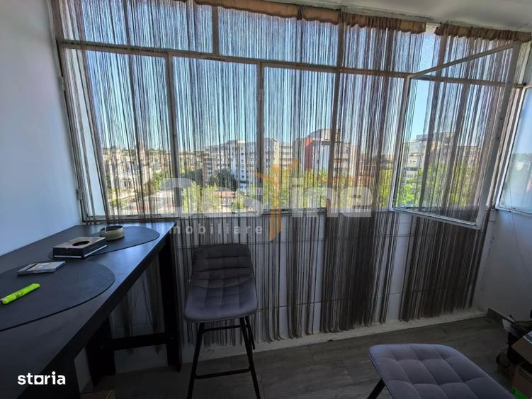 Apartament cu 3 camere decomandat în Alexandru cel Bun