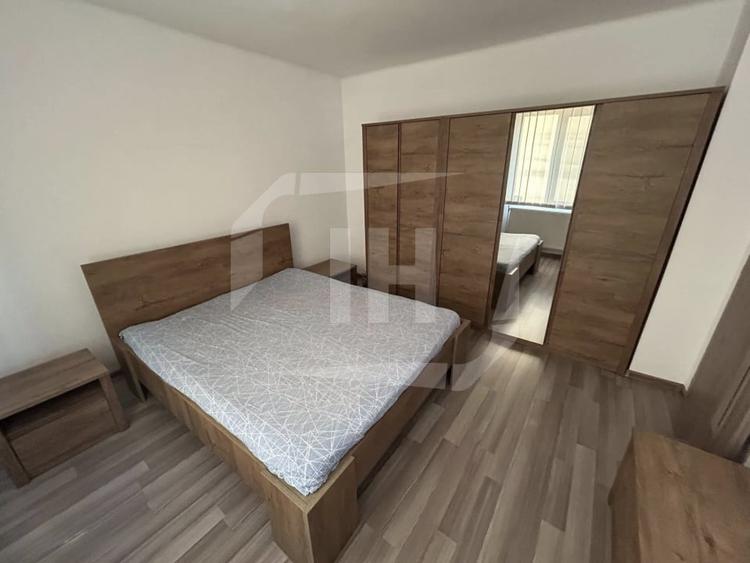 Apartament cu 2 camere decomandat, mobilat în Central