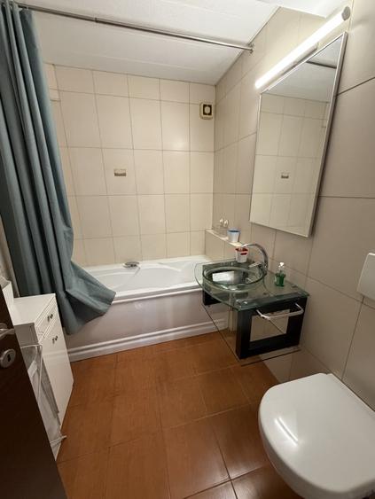 Apartament cu 2 camere semidecomandat, mobilat în Plopilor