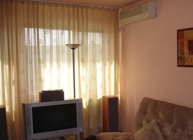 Apartament cu 2 camere semidecomandat în Dristor