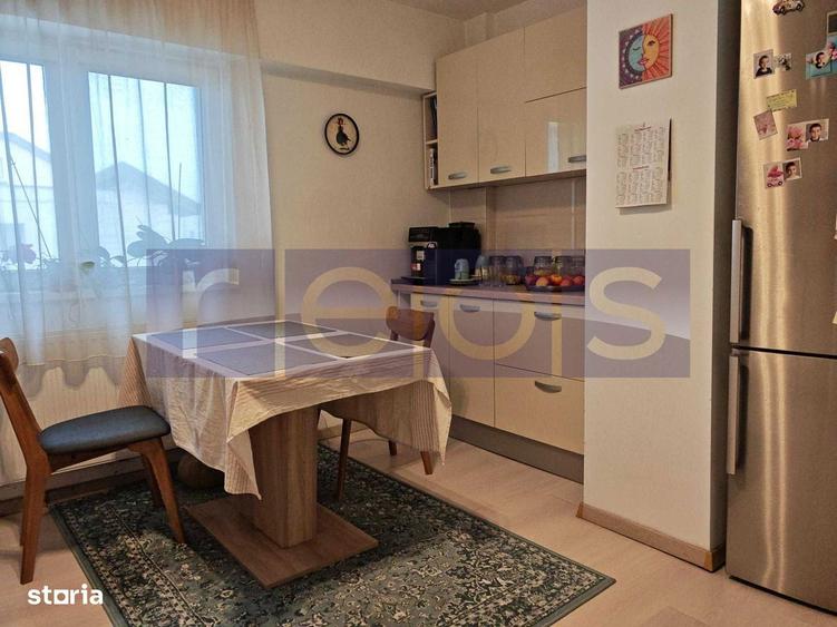 Apartament cu 3 camere, mobilat în Băneasa