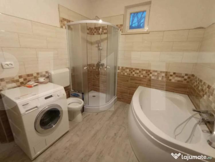 Casă cu 5 camere cu Teren 486 Mp în Petriceni