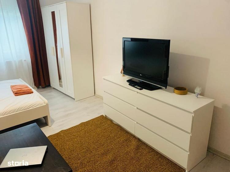 Garsonieră decomandată în Tineretului