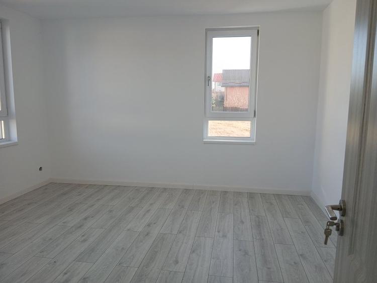 Vila D+P+1E, 270mp utili pretabila si ca spatiu zona Valea Lupului - 5