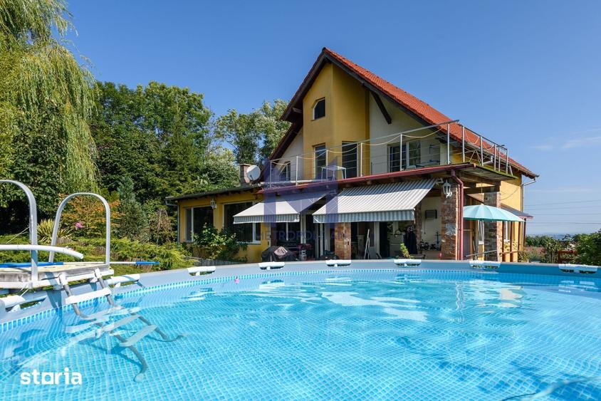 Casă cu 4 camere cu Teren 1804 Mp în Feleacu